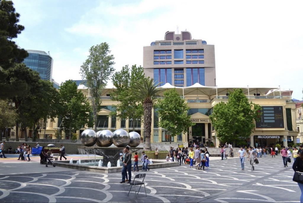 Check-In Apartment Near Fountain Square Vidadi Str Baku Eksteriør bilde