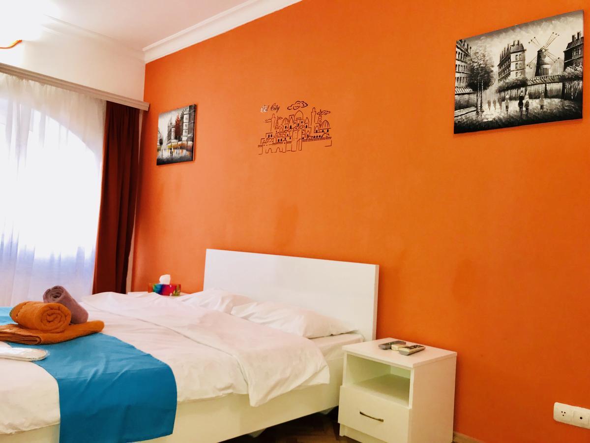 Check-In Apartment Near Fountain Square Vidadi Str Baku Eksteriør bilde