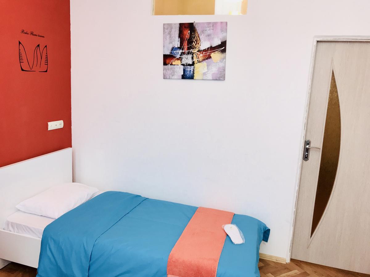 Check-In Apartment Near Fountain Square Vidadi Str Baku Eksteriør bilde
